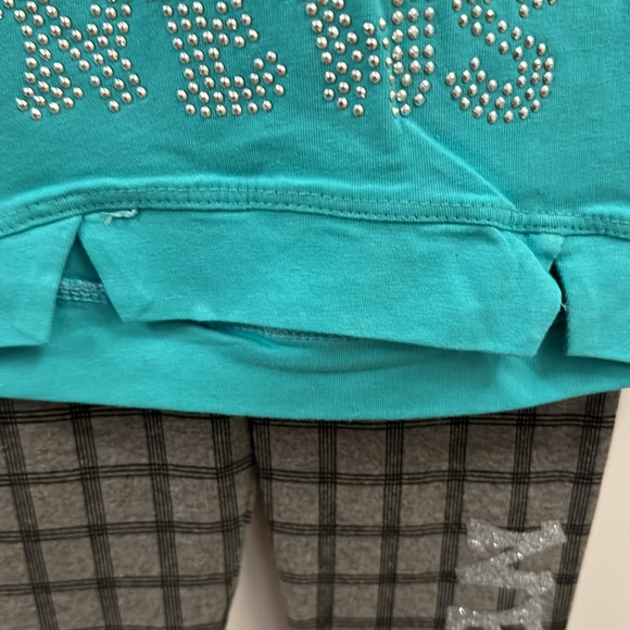 BNWT 2PC SET - Picture 4 of 8